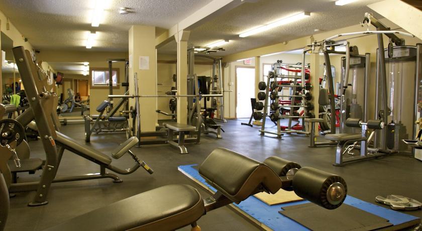Ypc Fitness & Accomodations Invermere Szoba fotó
